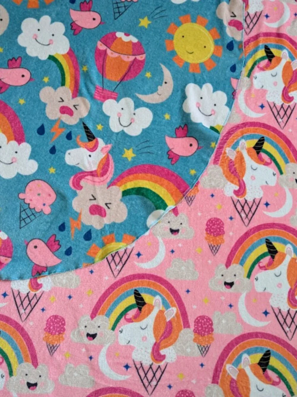 Lot of 2 Kids Unicorn Rainbow Round Fleece Blankets 60